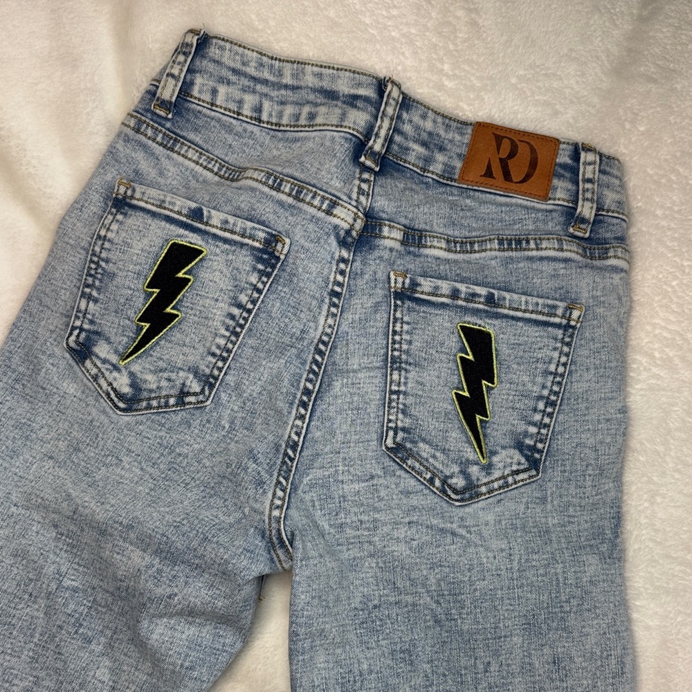 Ranch Dress’n lightning bolt jeans